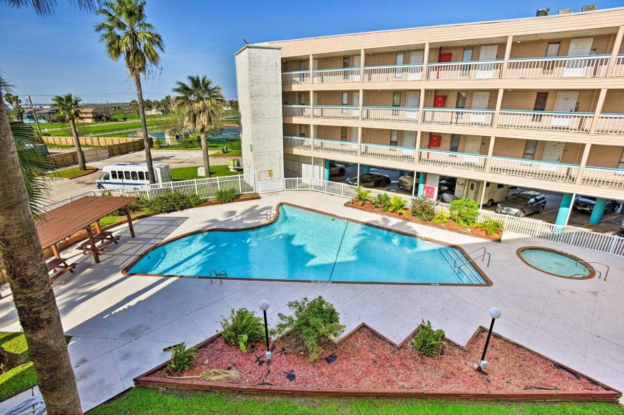 Waterfront Corpus Christi Escape With Pool Access! Apartman Kültér fotó