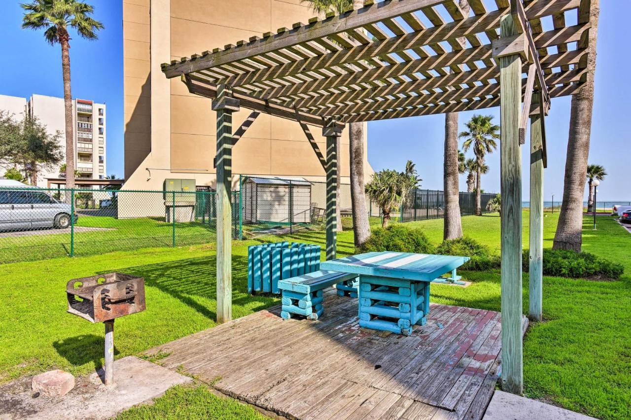 Waterfront Corpus Christi Escape With Pool Access! Apartman Kültér fotó