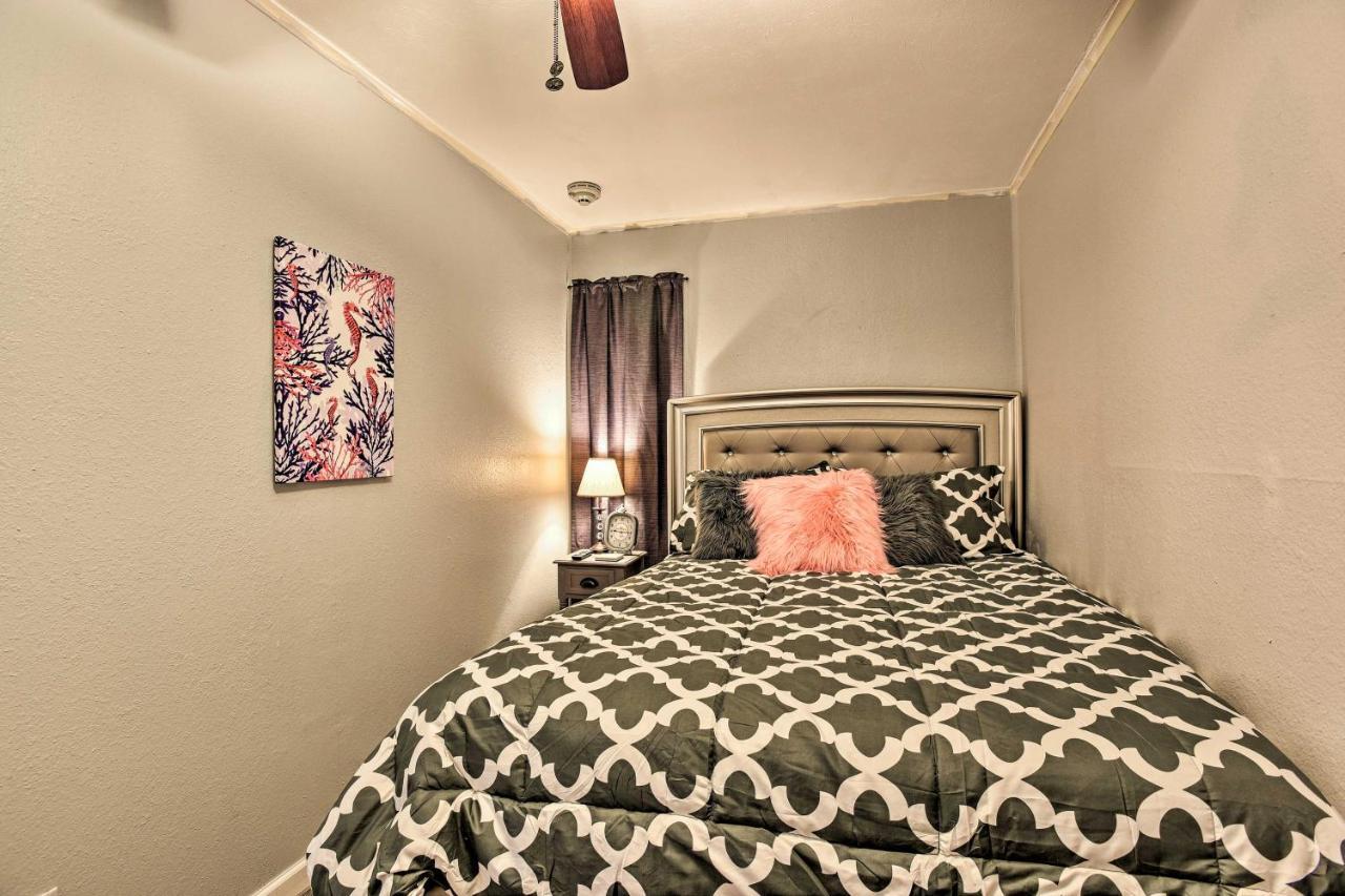Waterfront Corpus Christi Escape With Pool Access! Apartman Kültér fotó